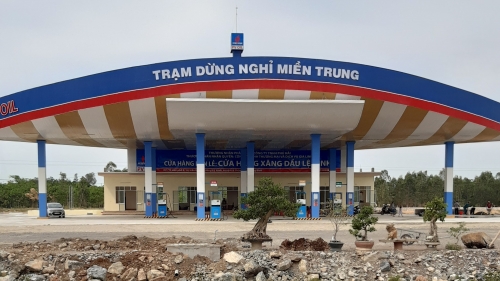 Quảng Bình: Trạm sạc VinFast - Cửa hàng xăng dầu Lệ Ninh